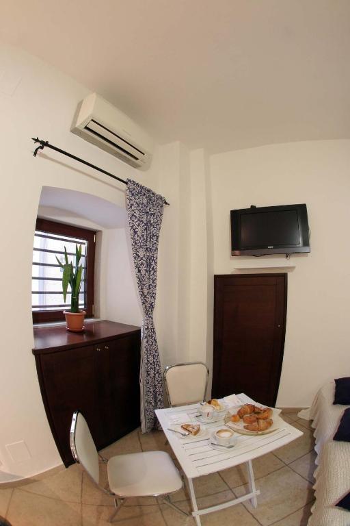 Saint Nicholas Plaza Hotel Bari Exterior photo