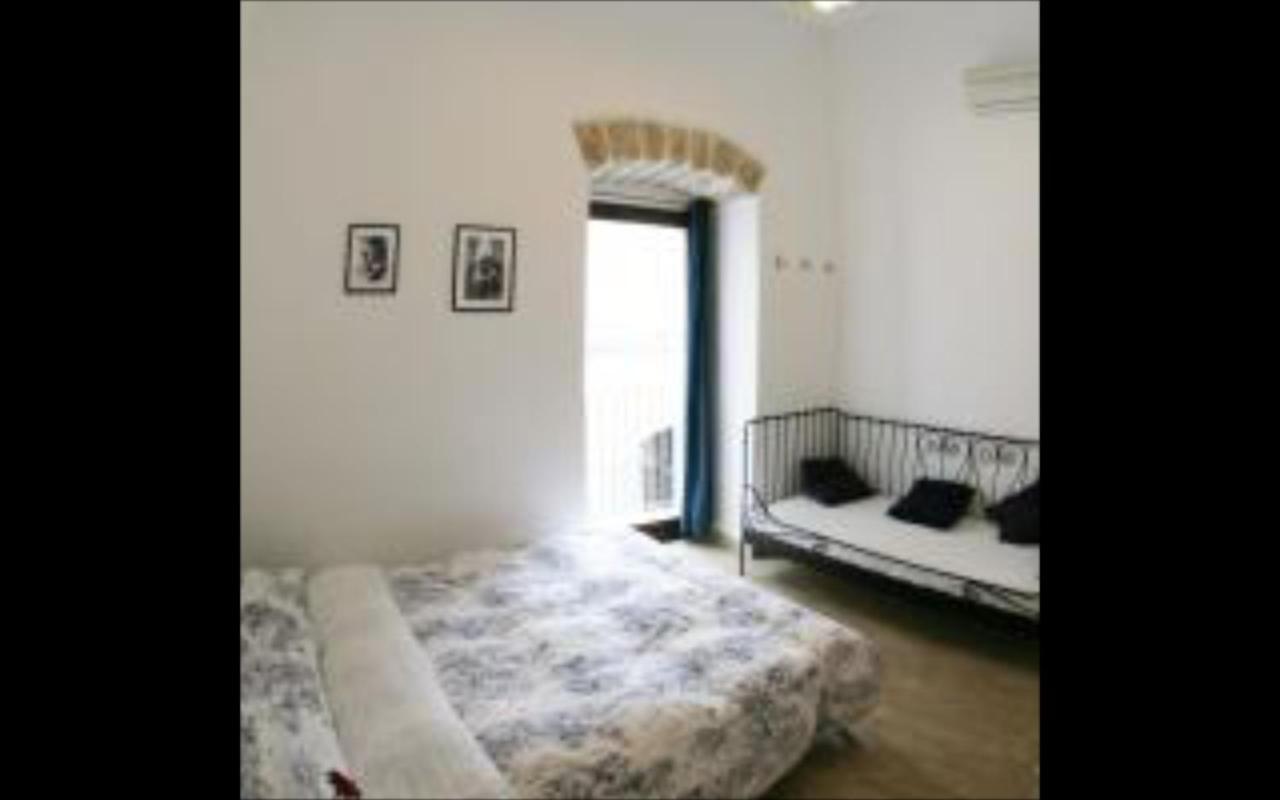 Saint Nicholas Plaza Hotel Bari Exterior photo